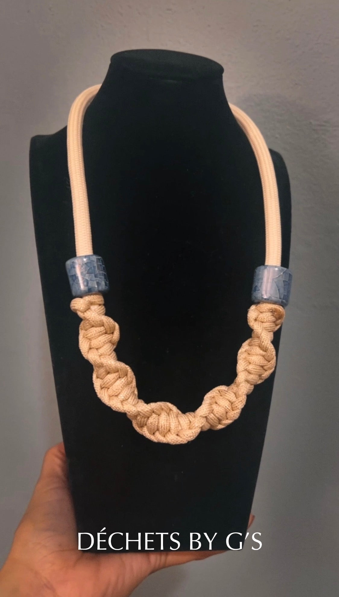 Morvan II 𝑁𝑒𝑐𝑘𝑙𝑎𝑐𝑒